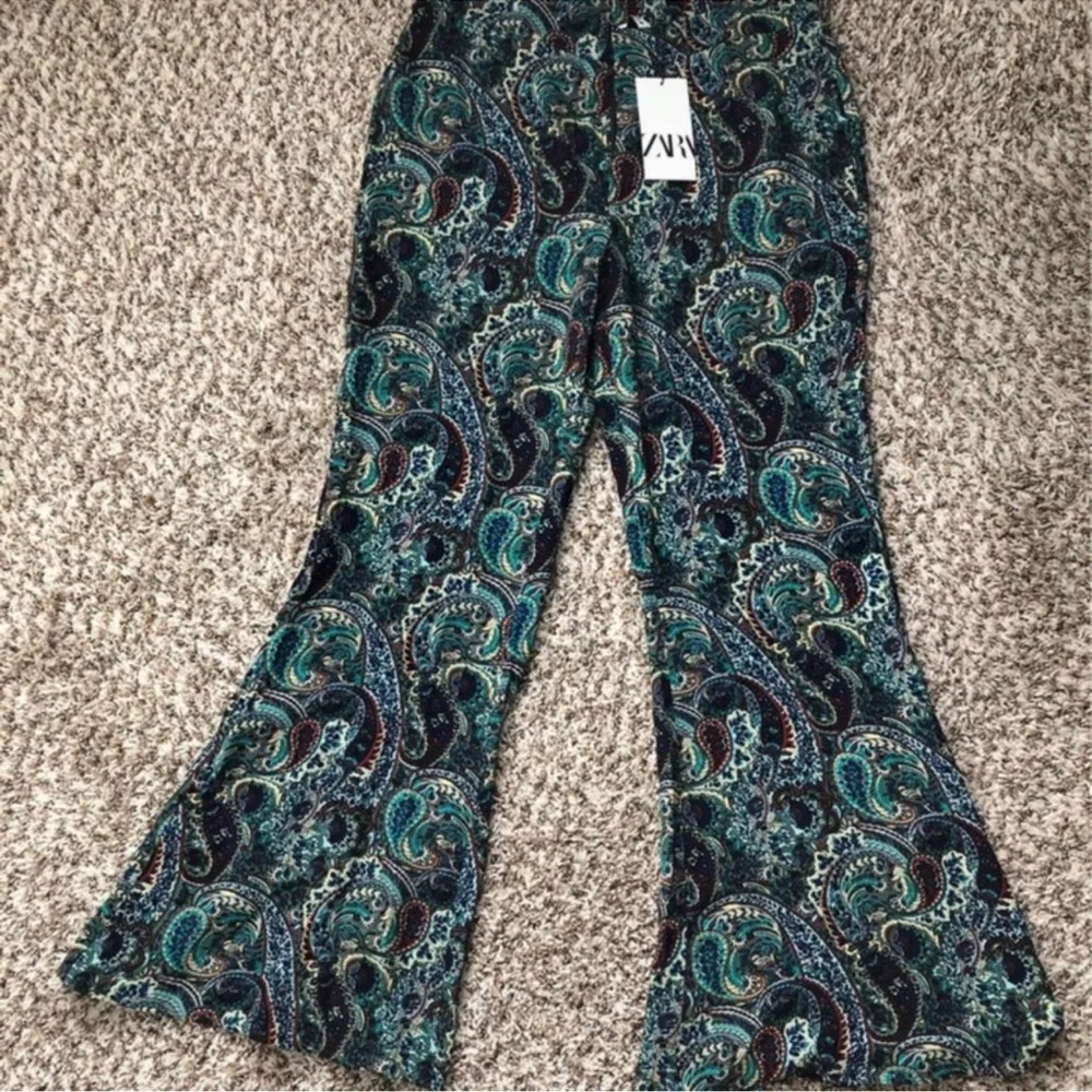 Zara Paisley  Flared Pants - Picture 12 of 17